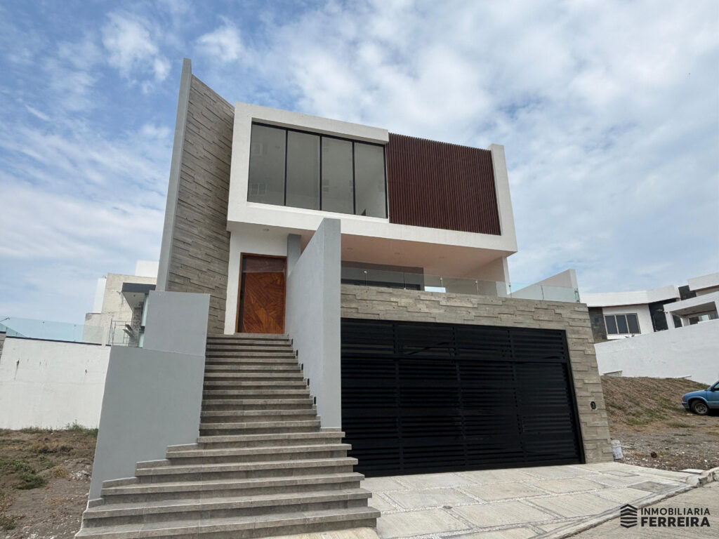 1.-Entrada