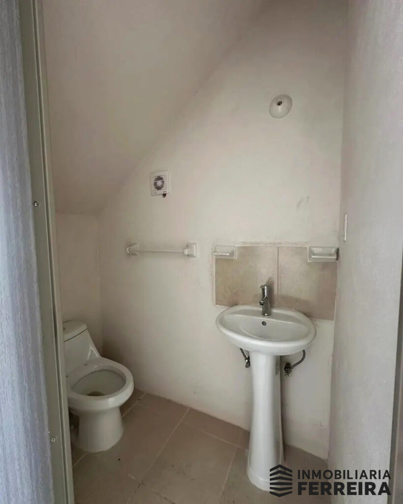 5. Medio baño