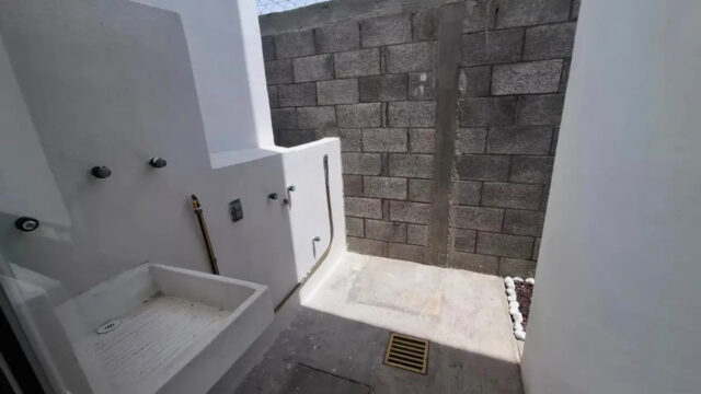 7. Patio de servicio