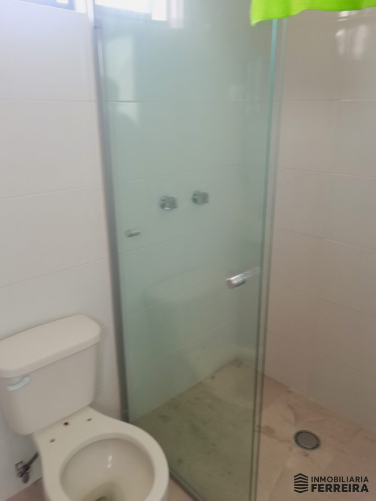 9. Baño completo